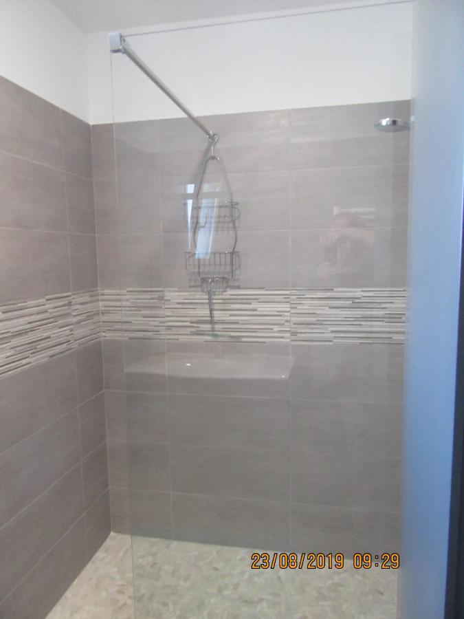 Location La Bree Les Bains 15 Personnes Villa Exterior photo