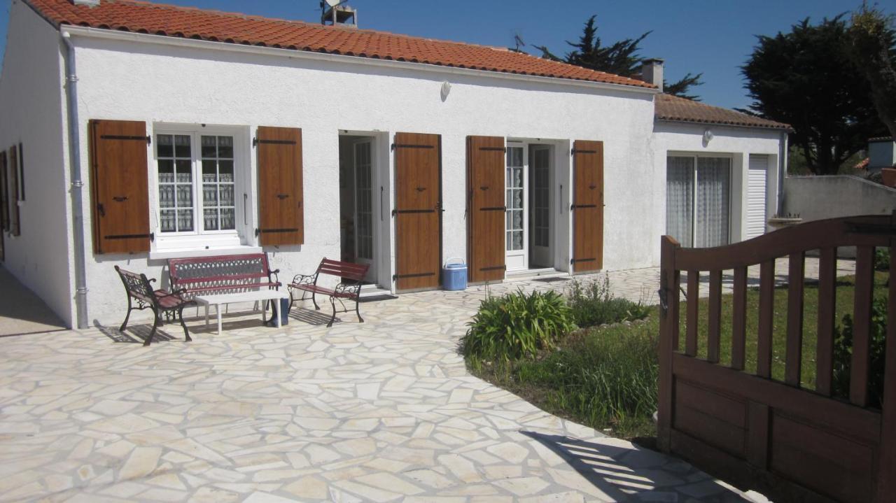 Location La Bree Les Bains 15 Personnes Villa Exterior photo